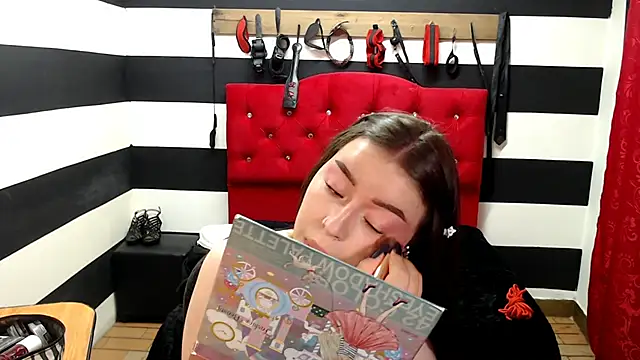 Marian Ran online show from 02.17.25