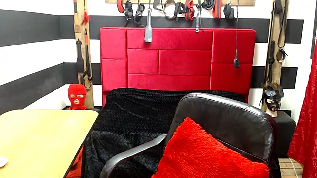 Marian Ran online show from 03.14.25