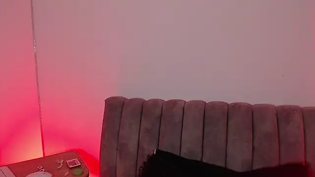 Marian Ran online show from 12.04.25