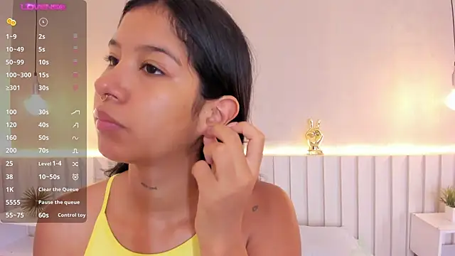 Aida moreno online show from 02.27.25