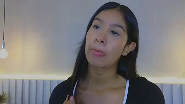 Aida moreno online show from 10.13.25