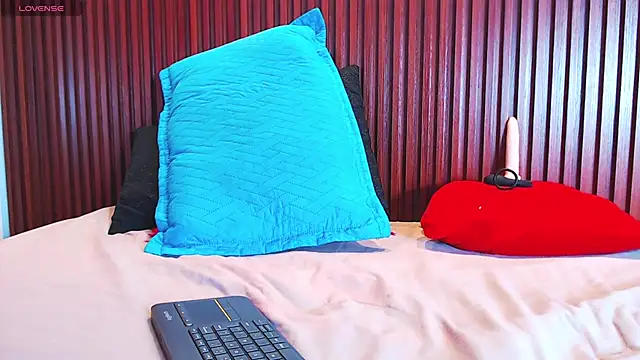 max borman1 online show from 03.04.25