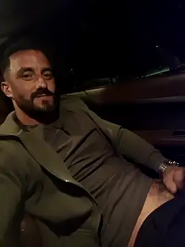 Snapshot of krissz1234 chatting on 09.29.25 krissz1234 online show from 09.29.25