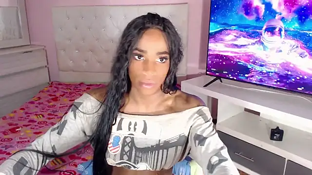 DannaDocell online show from 02.10.25