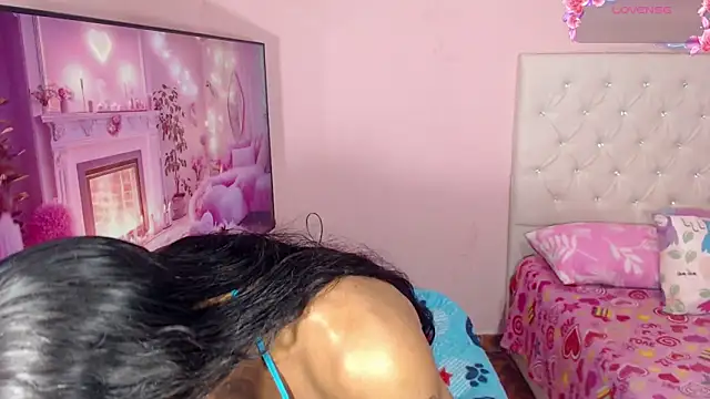 DannaDocell online show from 03.22.25