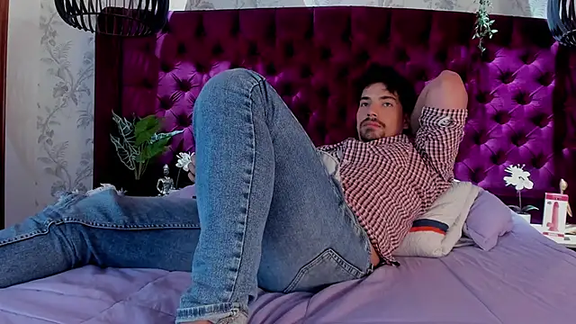 Ian Daviz online show from 03.18.25