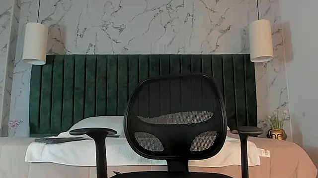 Ian Daviz online show from 03.21.25