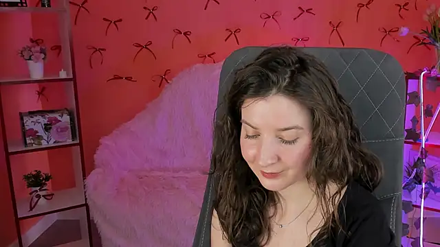 Snapshot of JackieByrd chatting on 03.19.25 JackieByrd online show from 03.19.25