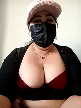 Snapshot of Jawahir-pretty-women chatting on 12.19.24 Jawahir-pretty-women online show from 12.19.24