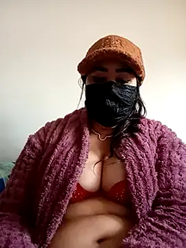 Snapshot of Jawahir-pretty-women chatting on 12.25.24 Jawahir-pretty-women online show from 12.25.24