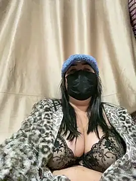 Snapshot of Jawahir-pretty-women chatting on 12.16.25 Jawahir-pretty-women online show from 12.16.25