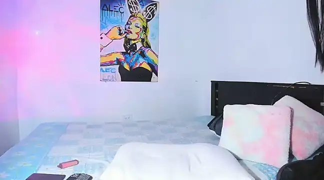 xhellend07x online show from 12.04.24