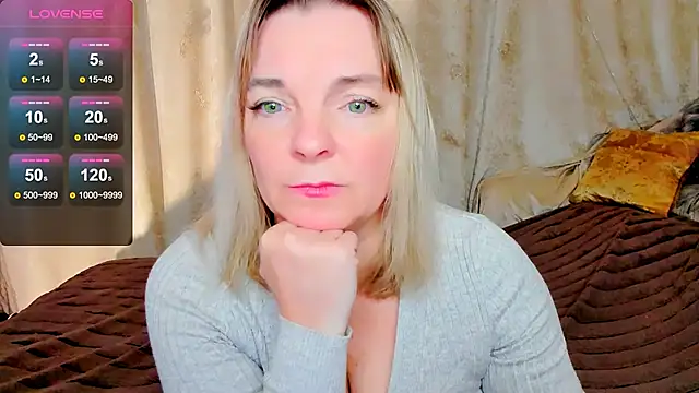 Regina  blue online show from 10.21.25