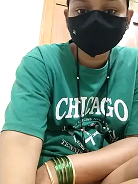 Snapshot of Kashish_18 chatting on 11.28.25 Kashish 18 online show from 11.28.25