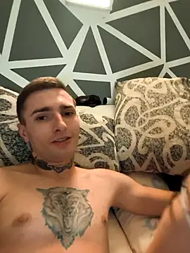 Anyonymuss online show from 10.15.25