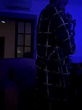 PutaNieves1983 online show from 12.16.25