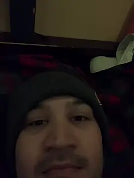 Snapshot of Sleeker99 chatting on 12.23.24 Sleeker99 online show from 12.23.24