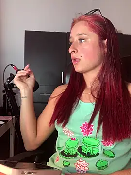 Snapshot of hannaa_brown chatting on 02.22.25 hannaa brown online show from 02.22.25