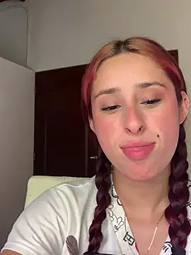 Snapshot of hannaa_brown chatting on 03.20.25 hannaa brown online show from 03.20.25