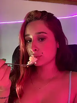 Snapshot of hannaa_brown chatting on 03.22.25 hannaa brown online show from 03.22.25