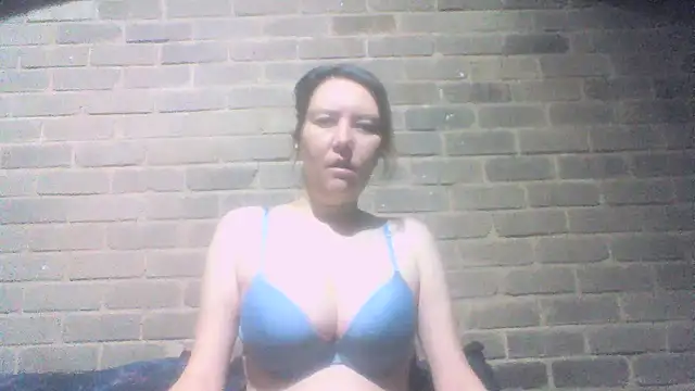 EksJouneMwah online show from 11.27.25