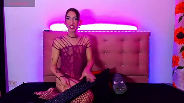 Snapshot of khandyzBlum chatting on 12.21.24 khandyzBlum online show from 12.21.24