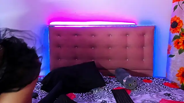 Snapshot of khandyzBlum chatting on 01.15.25 khandyzBlum online show from 01.15.25