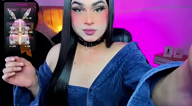 Snapshot of alexia_mattel chatting on 12.24.24 alexia mattel online show from 12.24.24