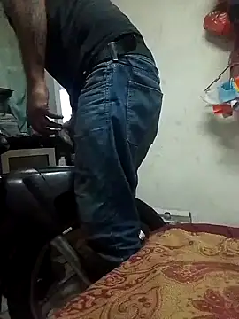 Snapshot of markikijr21 chatting on 02.04.25 markikijr21 online show from 02.04.25