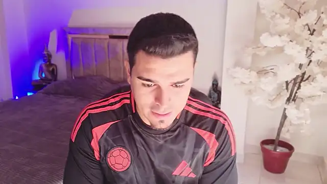 Axel Big cock online show from 06.27.26