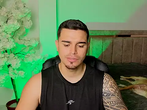Axel Big cock online show from 07.03.26
