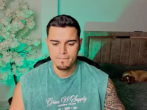 Axel Big cock online show from 07.04.26