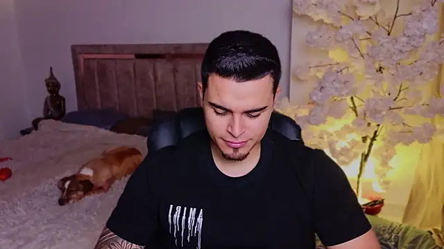 Axel Big cock online show from 07.14.26
