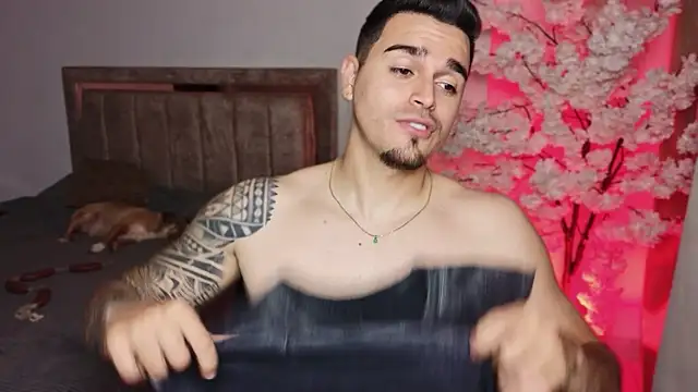 Axel Big cock online show from 07.23.26