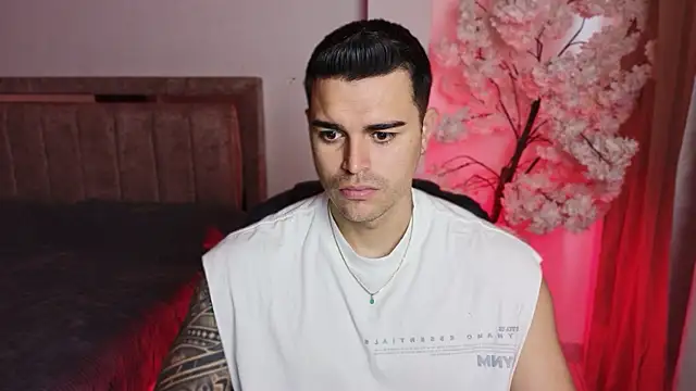 Axel Big cock online show from 08.05.26
