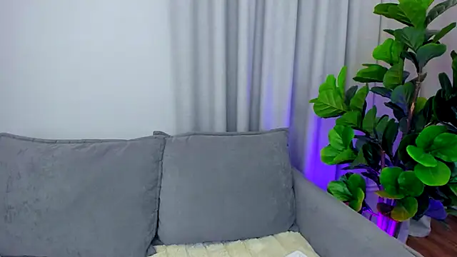 sexyangeloux online show from 09.17.25