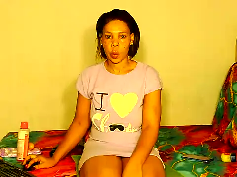 White Porshe online show from 11.17.25