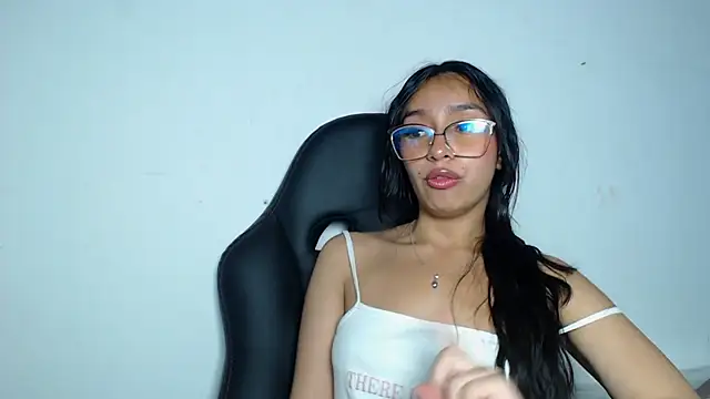 Stefanygp online show from 03.13.25