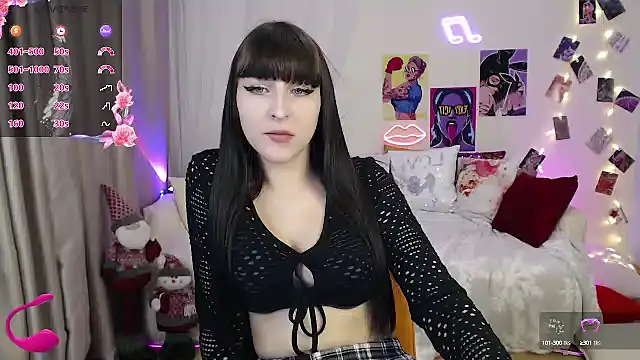 ElsaNeal online show from 01.14.25