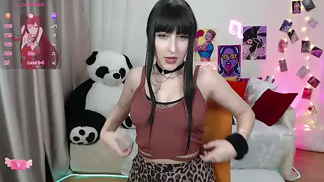 ElsaNeal online show from 03.21.25