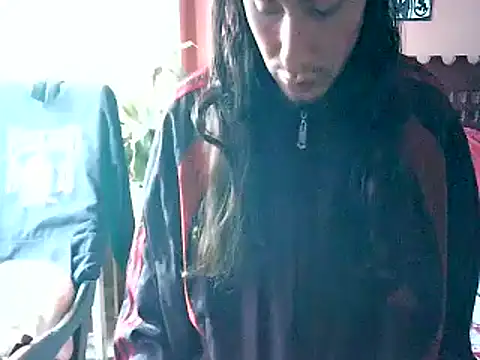 Snapshot of 2mgars chatting on 10.02.25 2mgars online show from 10.02.25