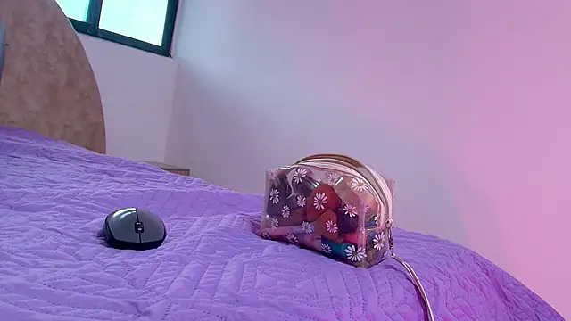 anisha x online show from 11.12.25