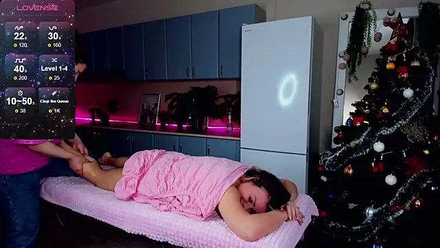 Snapshot of candy_queeen chatting on 01.06.25 candy queeen online show from 01.06.25