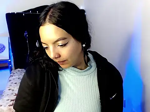 loren tits24 online show from 08.02.26