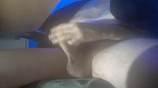 Snapshot of fanfancoquinFR chatting on 12.12.24 fanfancoquinFR online show from 12.12.24