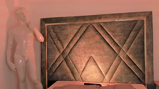 Snapshot of Ari_sunshine_ chatting on 10.04.25 Ari sunshine online show from 10.04.25