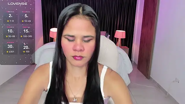 anniie smith online show from 03.08.25