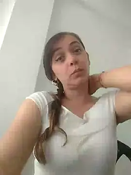 Snapshot of natalie_cowens chatting on 01.31.25 natalie cowens online show from 01.31.25