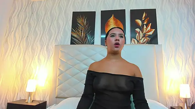 Snapshot of Amberr_Greyy chatting on 02.10.25 Amberr Greyy online show from 02.10.25