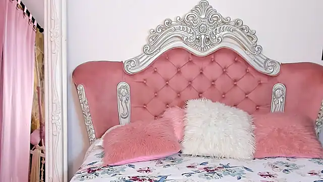 AngelineConnor online show from 02.08.25